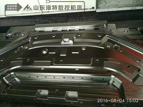 數控龍門銑床汽車模具客戶實拍